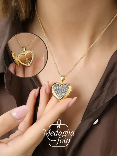 Heart-shaped locket medal with a colour photo, Medaglia Foto