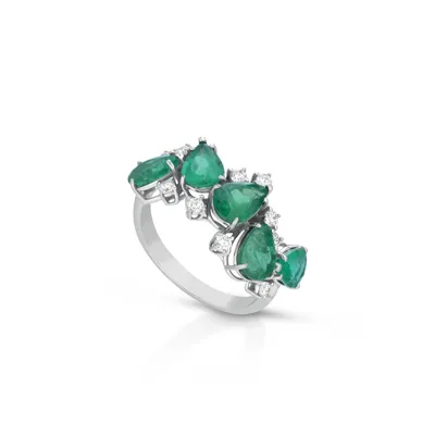 White gold ring with pear-cut emeralds and diamonds