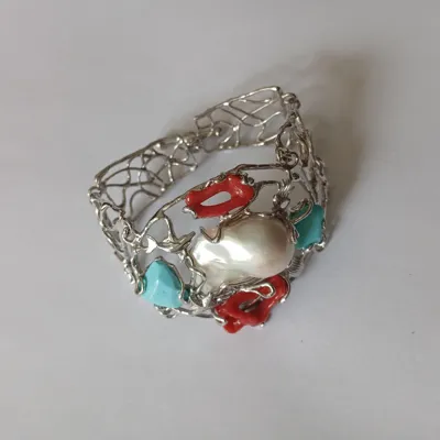 Rhodium-plated 925 silver bracelet with red coral, Sleeping Beauty turquoise and a baroque pearl